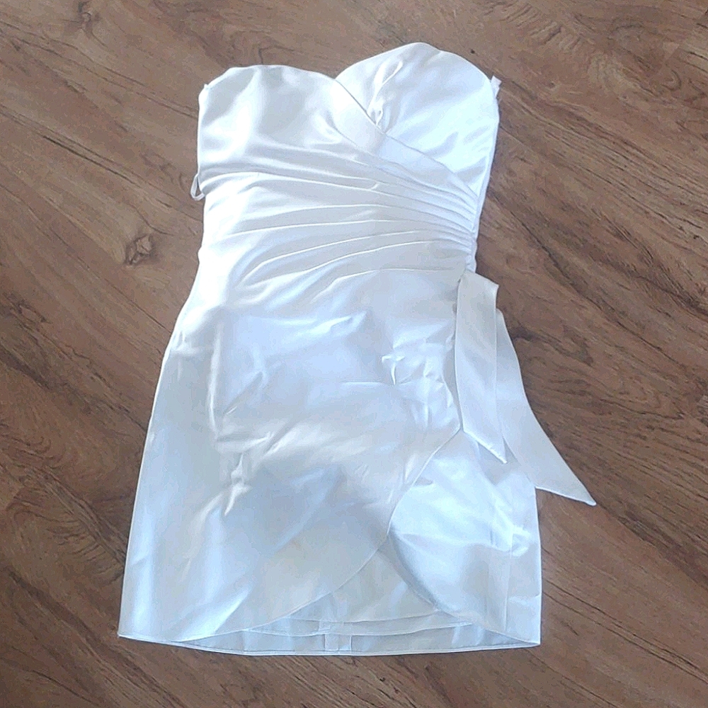 Impression Antiqued & Boxed Wedding Dress